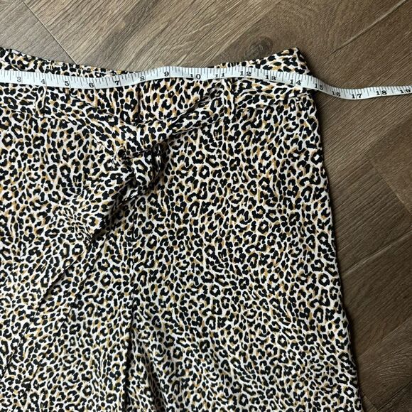 J. Crew | Women's Wide-leg Cropped Pant In Leopard-print Silk - Picture 6 of 10